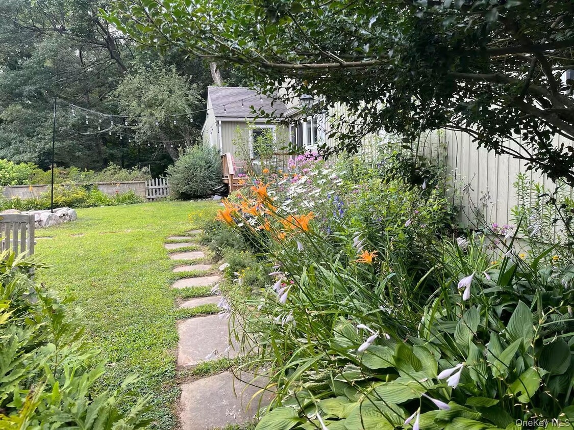 Primary Photo - 47 Benedict Rd