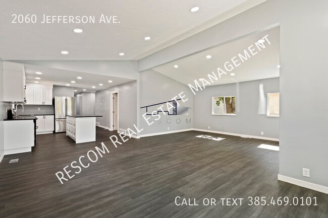 Foto del edificio - 2060 Jefferson Ave