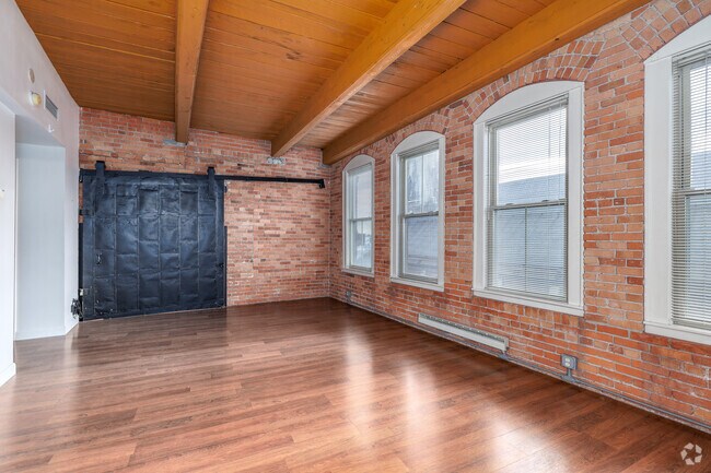 Estudio - 423 pies cuadrados - Sala de estar - Nettleton Commons Apartments