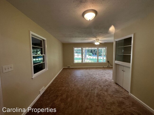 Building Photo - 3 br, 2 bath House - 367 Oak Forest Circle