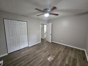 Building Photo - 1108 Thomas Ln