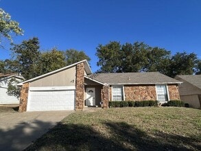 Building Photo - 2843 S 140th E Ave