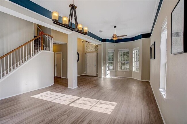 Building Photo - 11306 Avering Ln