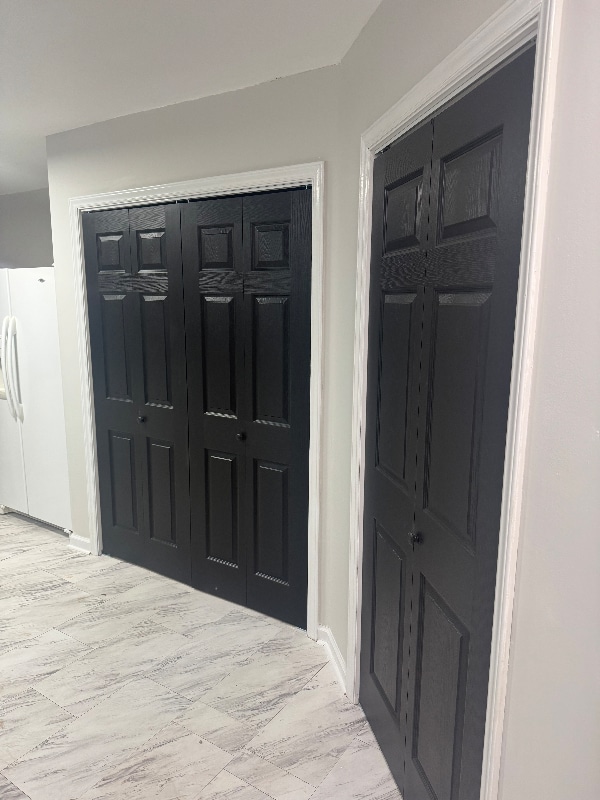 Building Photo - 9421 Sawyer Rd