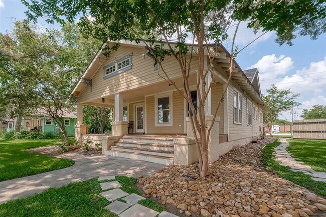 Foto del edificio - 122 Venice St