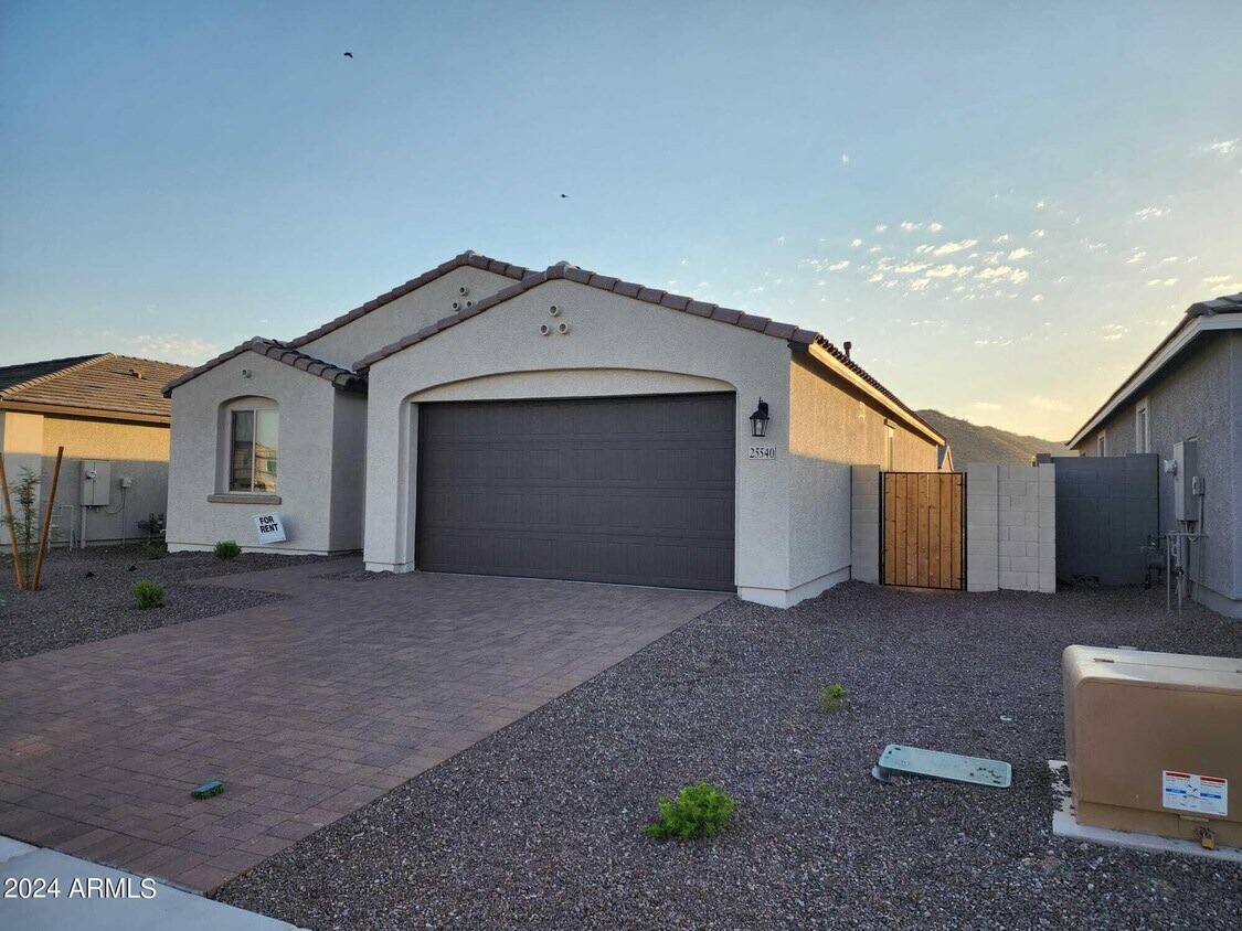 Foto principal - 25540 76th Ln