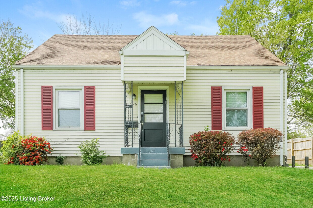 Foto principal - 140 Mills Dr