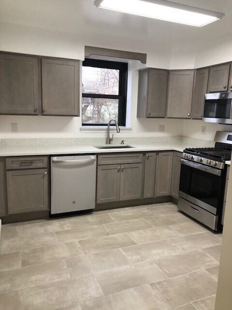 Kitchen - 106 Prospect St