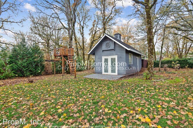 Building Photo - 5 br, 2.5 bath House - 9385 SW 192nd Place