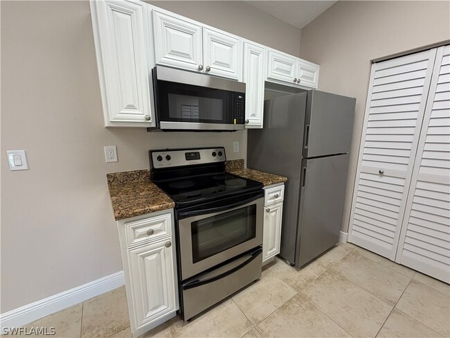 Building Photo - 2214 Arbour Walk Cir