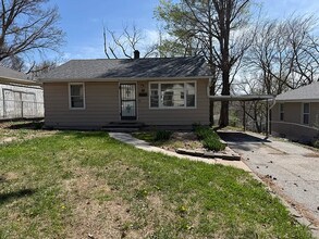 Building Photo - 3941 Himebaugh Ave
