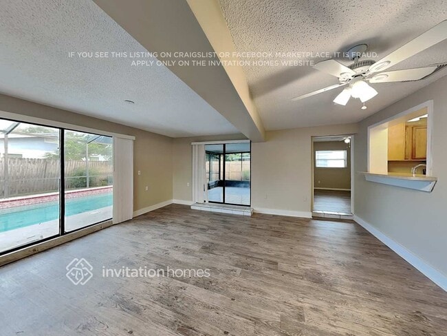 Building Photo - 1856 Greenhill Dr
