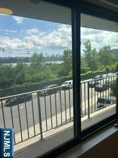 Foto del edificio - 148 Undercliff Ave