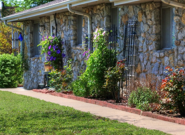 Foto del edificio - 4025 Sheridan Rd