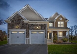 Building Photo - 172 Downing Dr