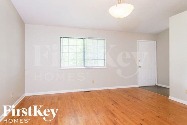 Building Photo - 101 Meadow Creek Boulevard