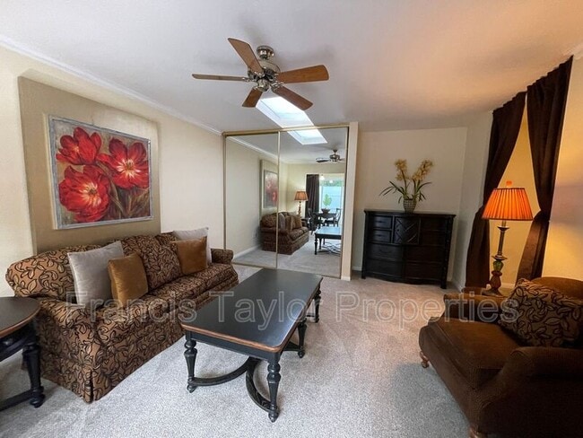 Building Photo - 1925 Village Wood Rd