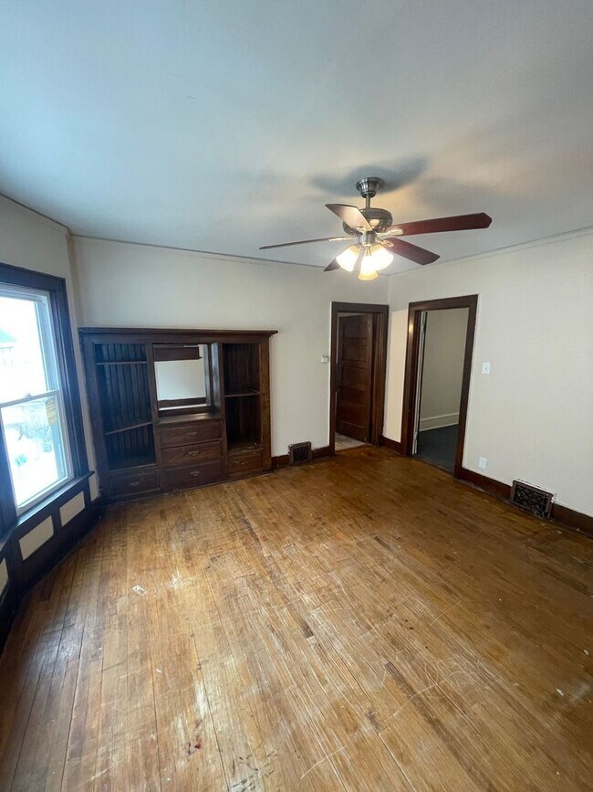 Foto del edificio - 3333-3335 N 26th St. (Duplex)(ACE PROPERTY)
