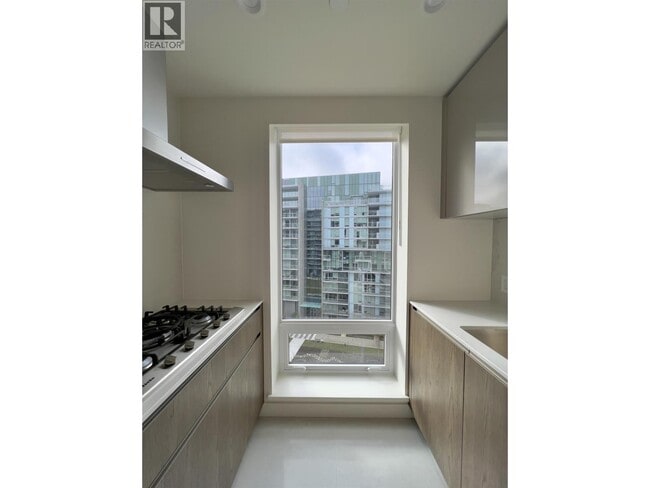 Photo du bâtiment - 6811 Pearson Wy