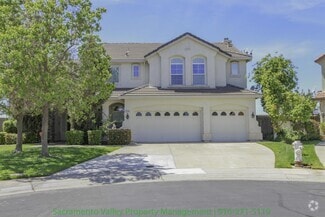 Building Photo - 2400 Snowy Egret Ct