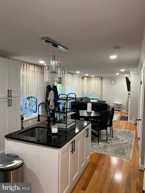 Building Photo - 12050 Long Lake Dr