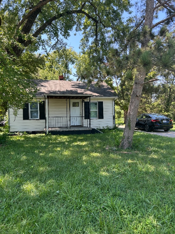 Primary Photo - 132 Kinder St