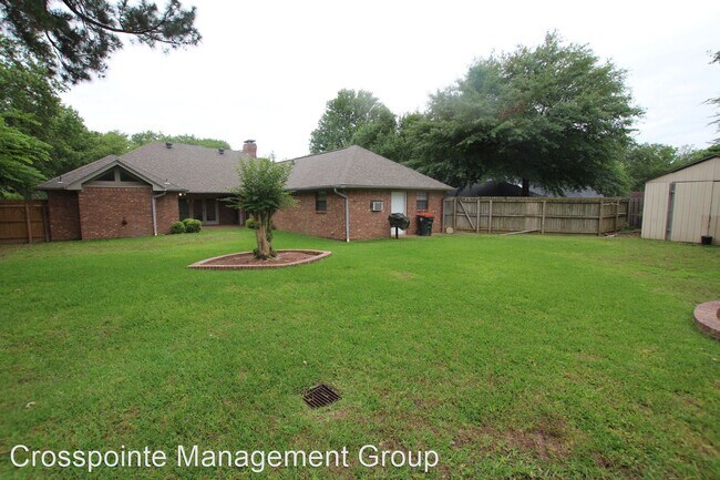 Building Photo - 3 br, 2.5 bath House - 6104 Raleigh