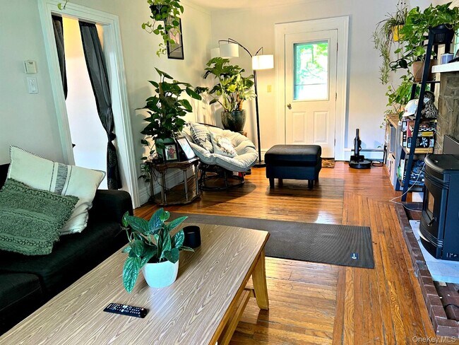 Foto del edificio - 2293 Route 9g