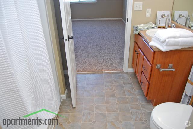 Bathroom - Northridge Estates/Perfect Location