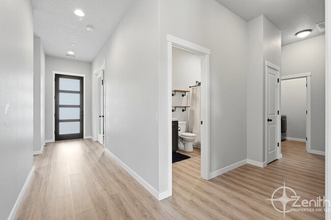 Photo - 2225  Ne 82nd Street House