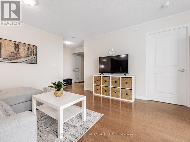 Photo du bâtiment - 205-2205 Sherway Gardens Rd