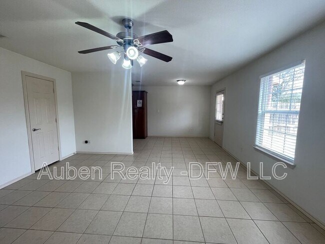 Foto del edificio - 909 Parkplace Ridge
