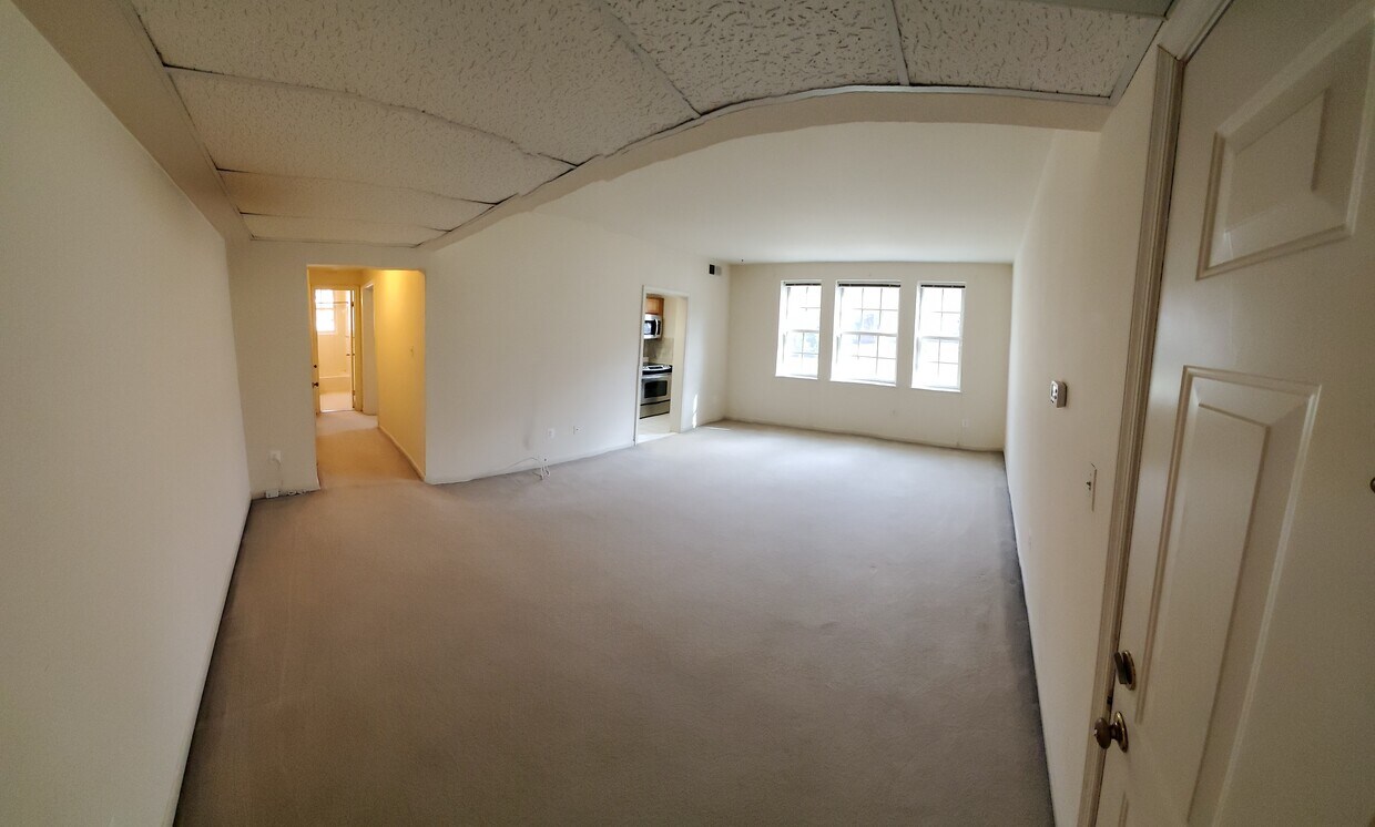 Living Room - 1745 N Troy St