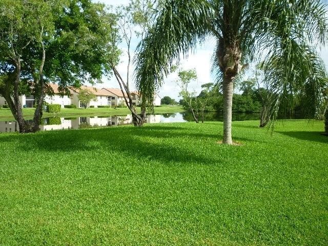Foto del edificio - 5522 Parkwalk Cir E