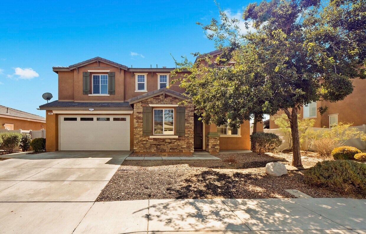1142 Erwin Dr, Palmdale, CA 93551 House Rental in Palmdale, CA