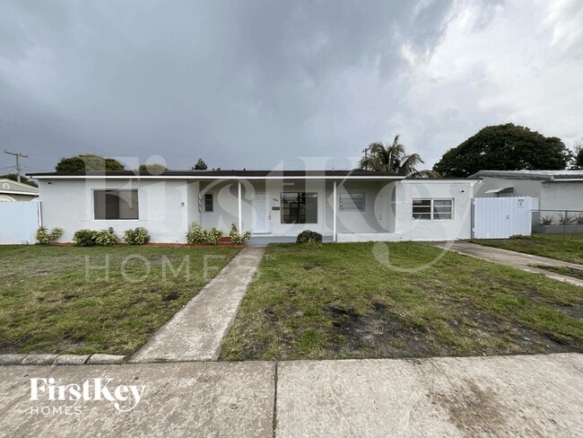 Building Photo - 3010 NW 187th St