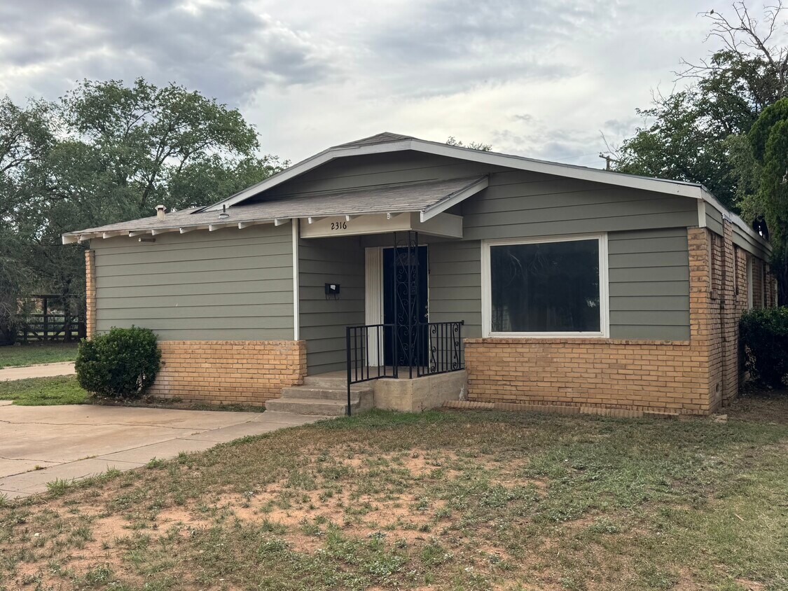 Foto principal - 2316 21st St