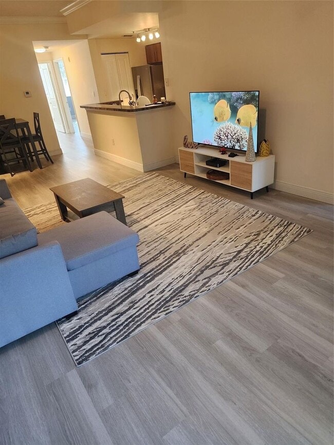 Foto del edificio - 5880 W Sample Rd