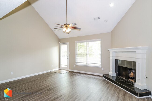 Building Photo - 4 br, 2.5 bath House - 8820 Bredbury Cv E