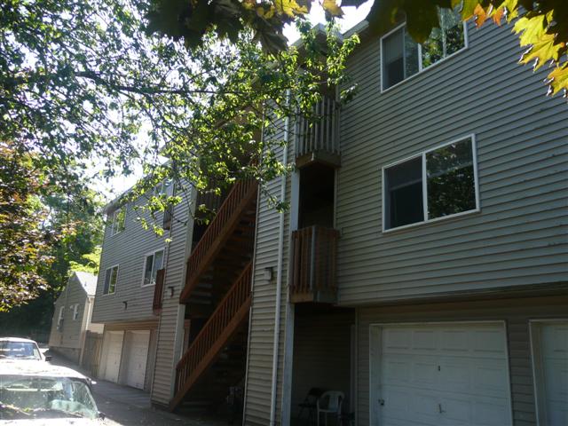 Primary Photo - Lents Apartments