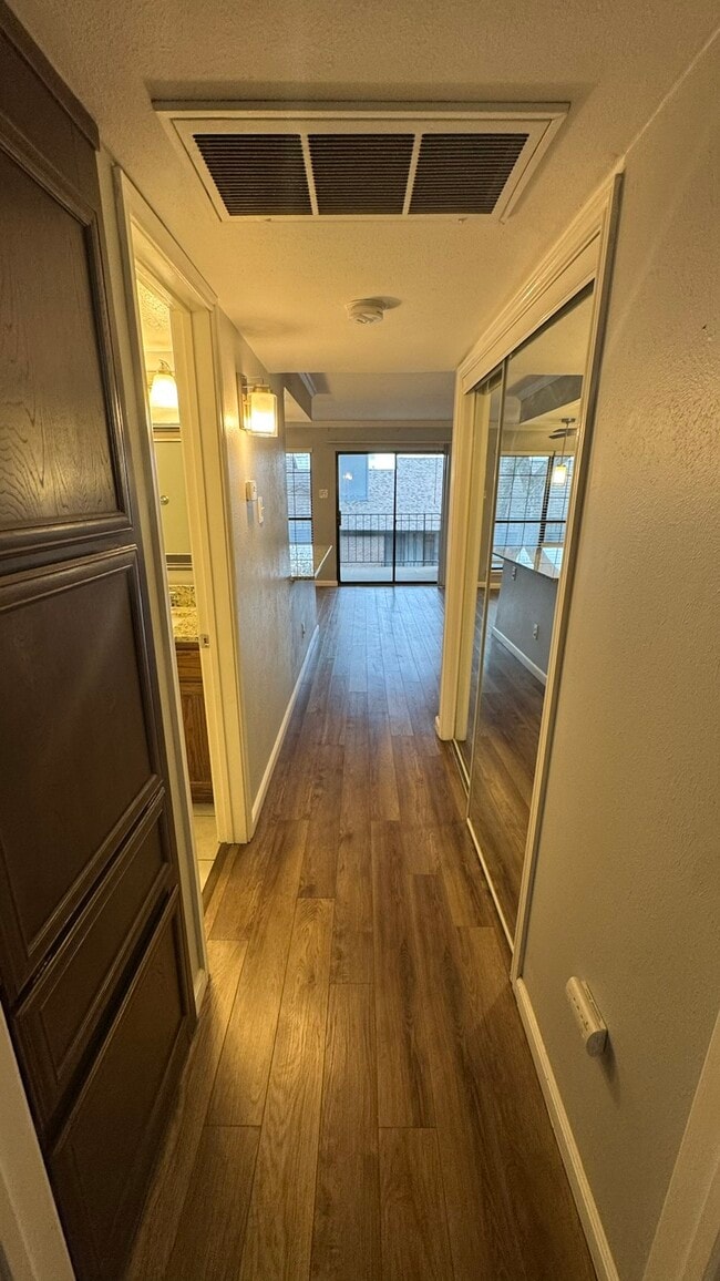 Building Photo - 4416 Chaha Rd