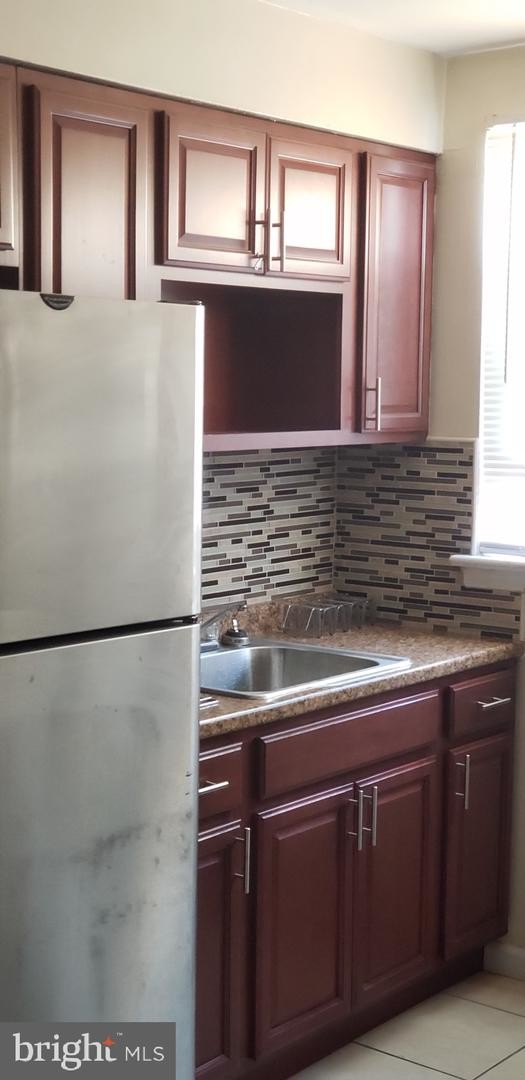 Foto del edificio - 8304 Pickering Ave