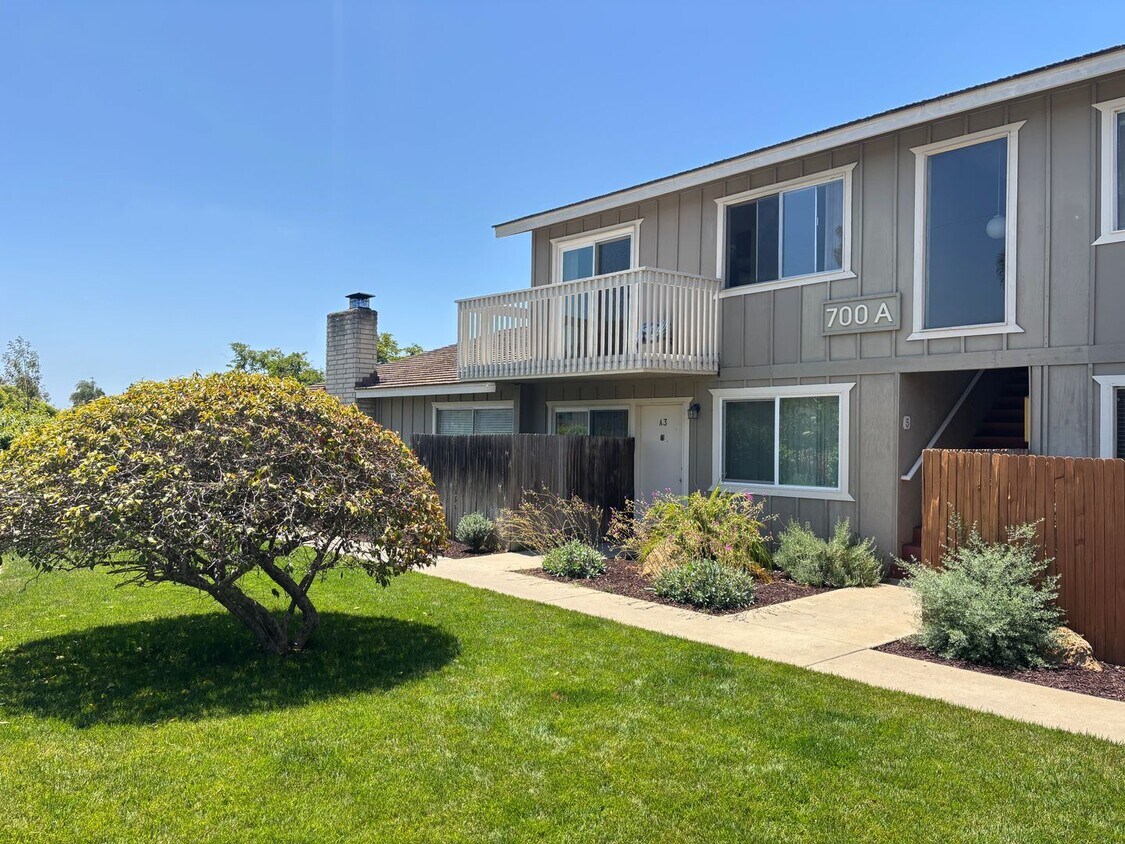 Primary Photo - Live the Coveted Encinitas Lifestyle!