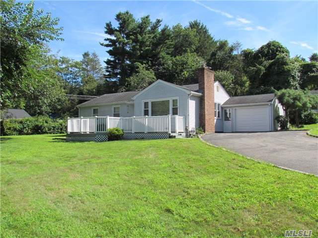 Primary Photo - 34 Wendover Dr