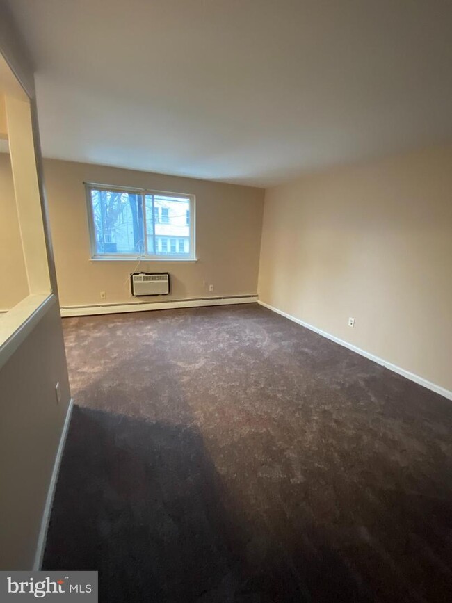 Foto del edificio - 2307 N Harrison St