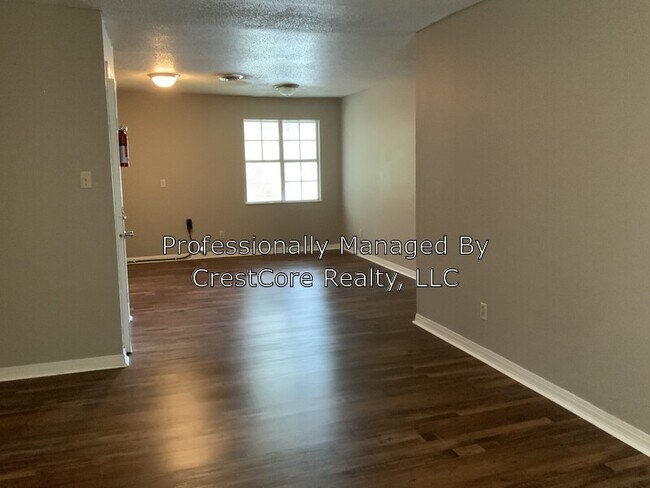 Foto del edificio - 3 Oakridge Dr