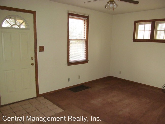 Building Photo - 2 br, 1 bath House - 56354 Butternut Rd