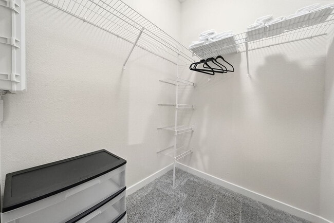 Building Photo - 1700 W Cleveland St