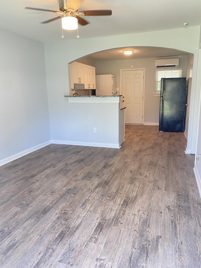 Foto del edificio - 18272 Sidney Ave