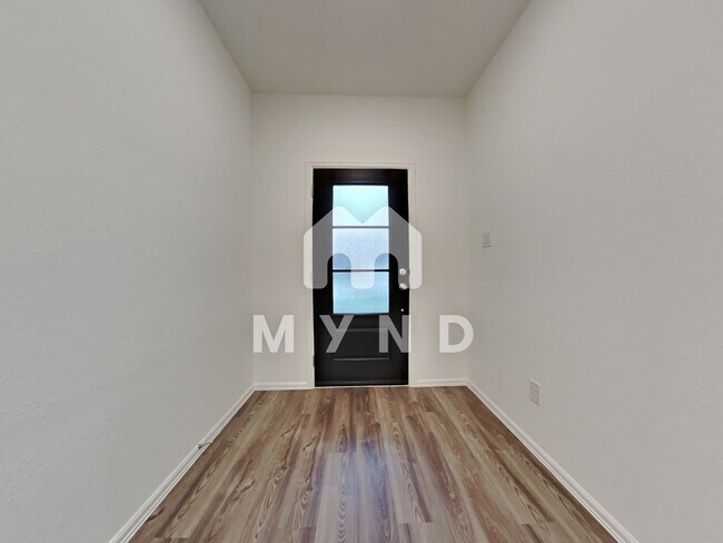 Foto del edificio - 4314 Sterling View Blvd